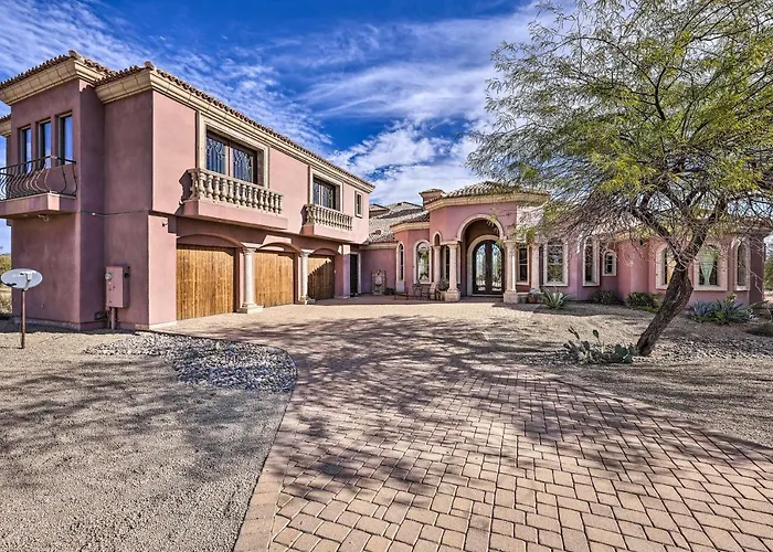 Backyard Oasis! Mtn-view Family Gem In