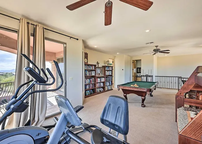 Backyard Oasis! Mtn-view Family Gem In Villa Scottsdale